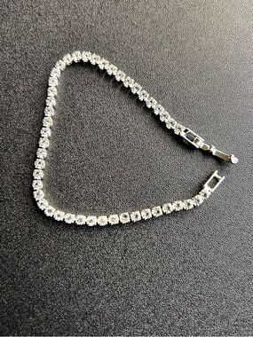 2mm Crystal Tennis Bracelet - Silver Sparkle